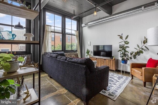 Building Photo - 1701 Tulip St Unit 403 Rental