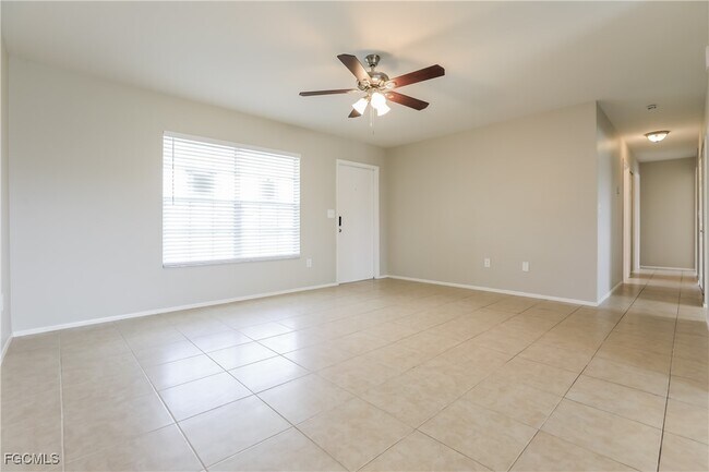 Photo - 3850 Pan American Blvd
