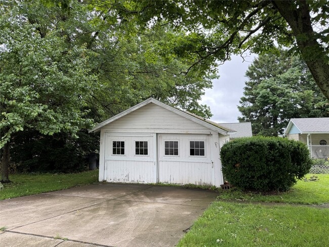 Photo - 4250 Harding Dr