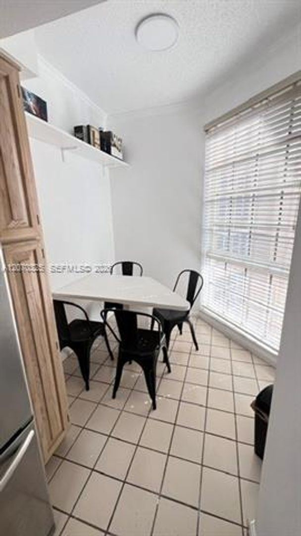 Photo - 1280 S Alhambra Cir