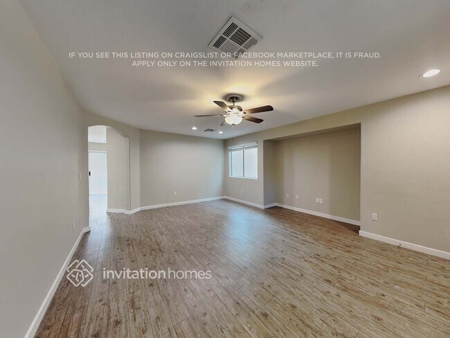 Photo - 10437 Chandra Ave