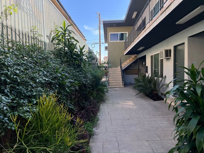 Photo - 12618 Pacific Ave Unit 02