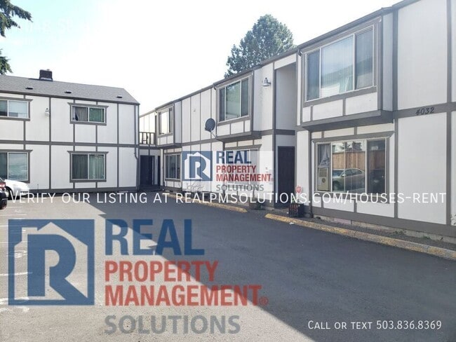 Building Photo - 4048 SE Holgate Blvd