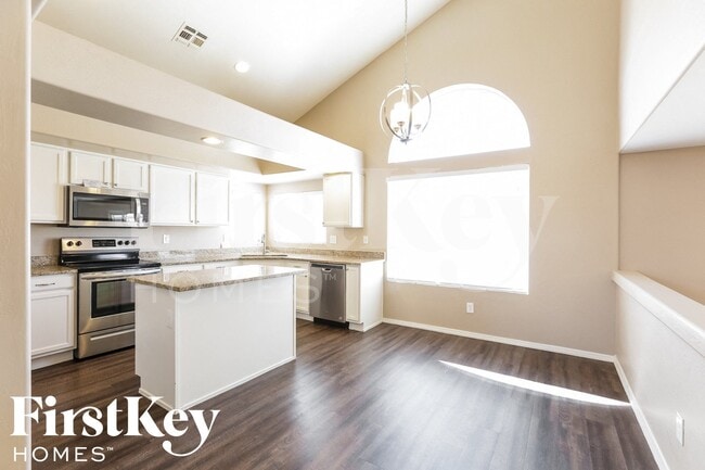 Photo - 11009 W Frier Dr