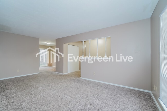 Photo - 672 Liberty Ln