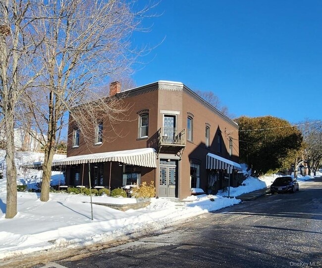 Building Photo - 1 Shatzell Ave