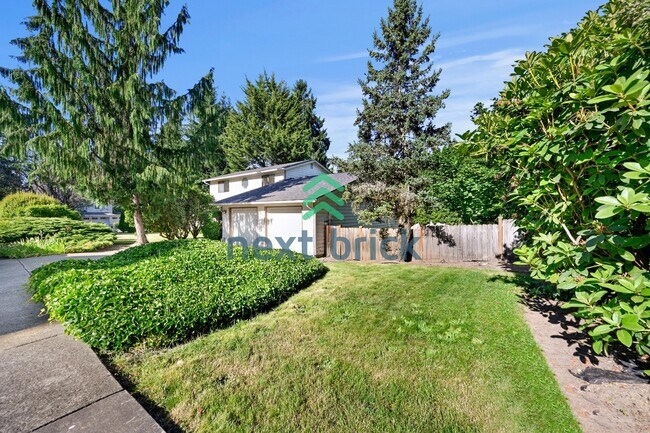 Photo - "Spacious 5-Bed Gem with 2.5 Baths in Prime Redmond Location!"