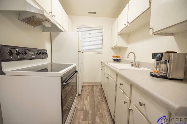Sundance Apartments