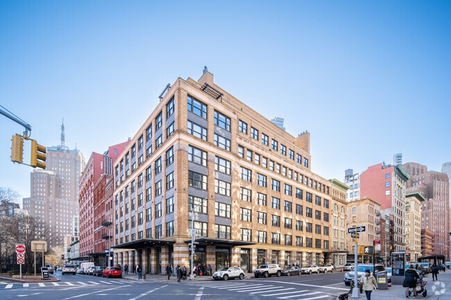 Fotografía del edificio - 124-130 Hudson St