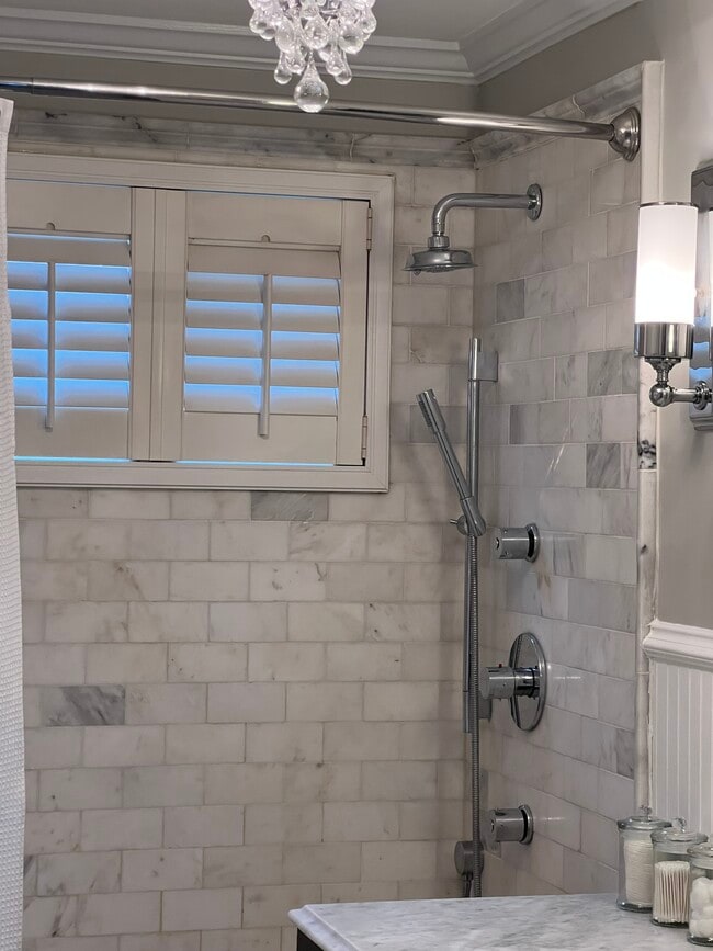 Photo - 9121 Niles Center Rd Unit 2W