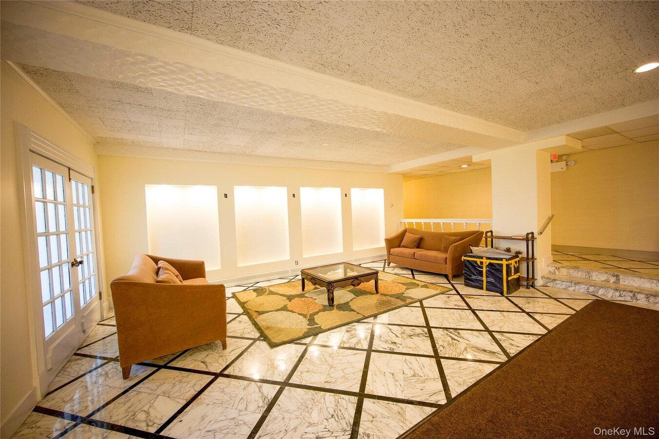 Photo - 77 S Park Ave Unit A10