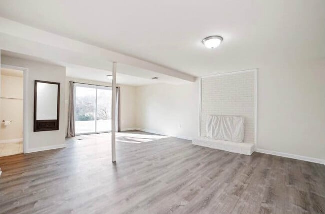 Photo - 4543 Kingston Rd