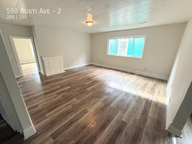 Building Photo - 550 Busti Ave Unit 2