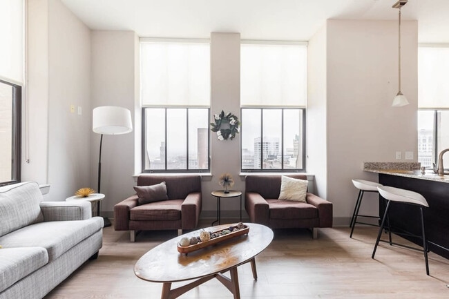 Photo - 10 Light St Unit ID1024652P