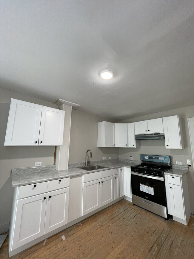 51 Loomis St Unit 2