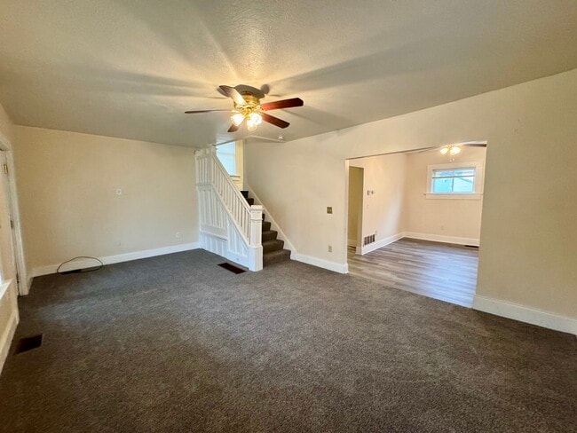 Photo - 2442 16th St NE