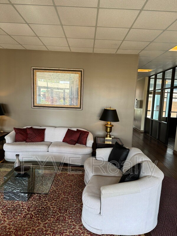 Photo - 205 Regal Tower