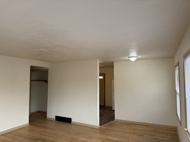 Photo - 4042 N 100th St