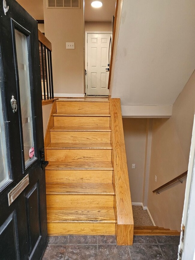 Photo - Wonderfully Remodeled Tri Level 3BR/2BTH S...
