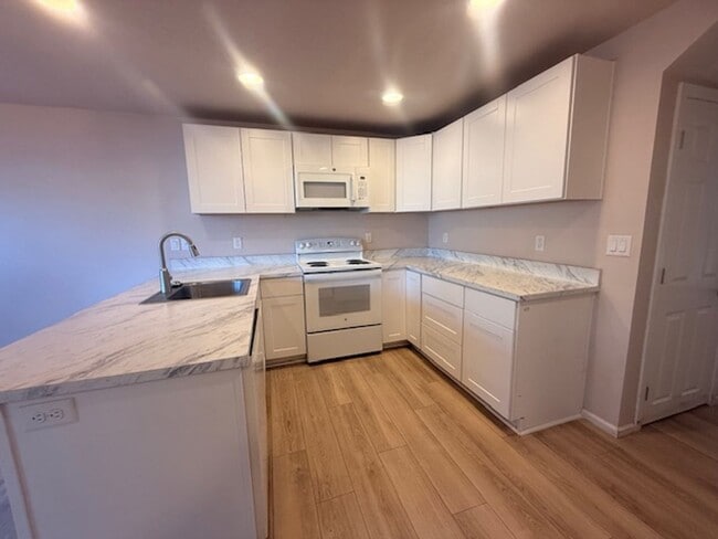 Photo - wilc04 Unit 531