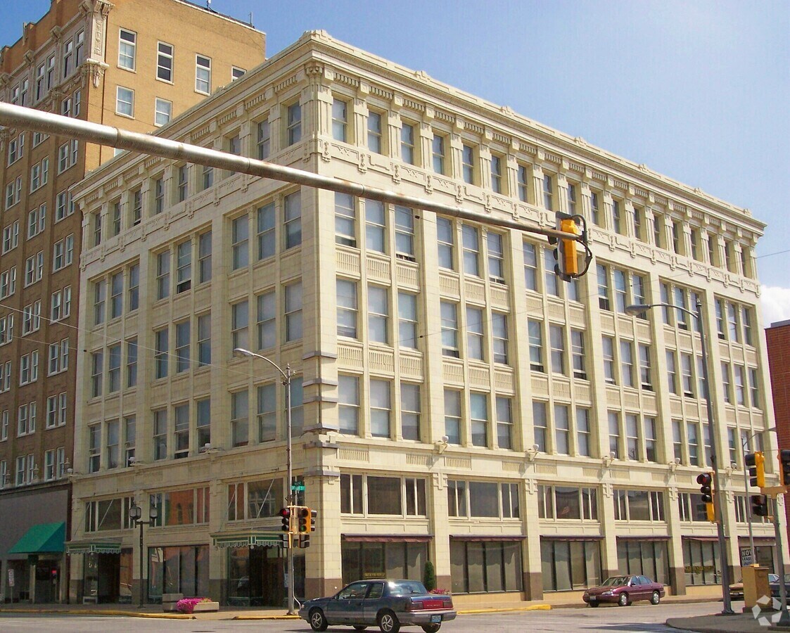 View from the northwest - Halbach Schroeder Lofts