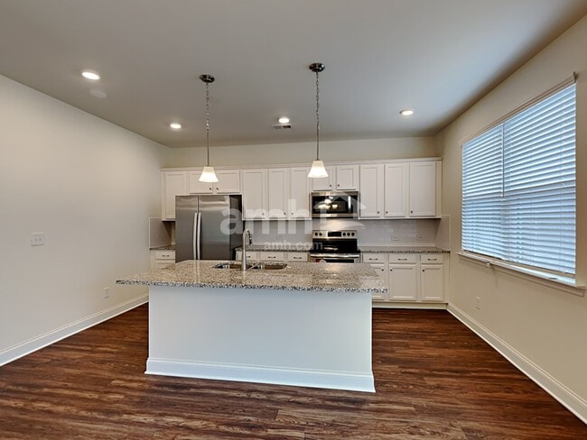 Photo - 8105 Brookbend Dr