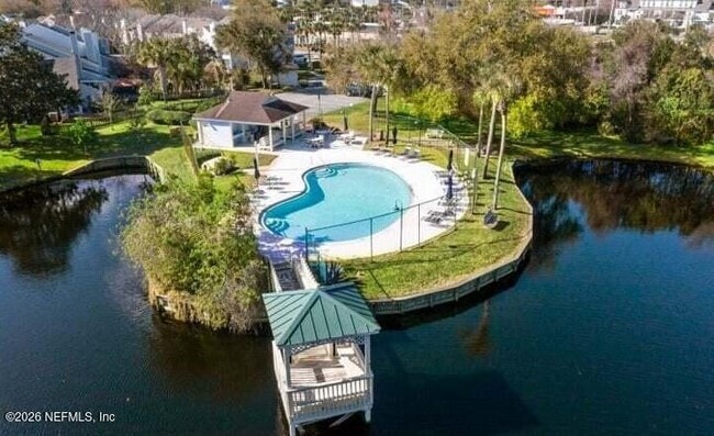 Building Photo - 323 Sand Castle Way