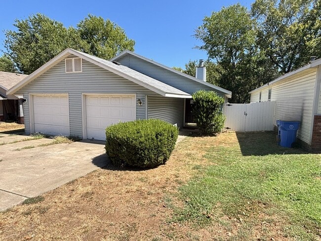 Photo - 1712 N Noelle Ave