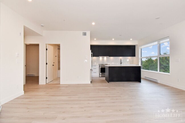 Photo - Effortless Living in the Heart of South Su... Unit 208