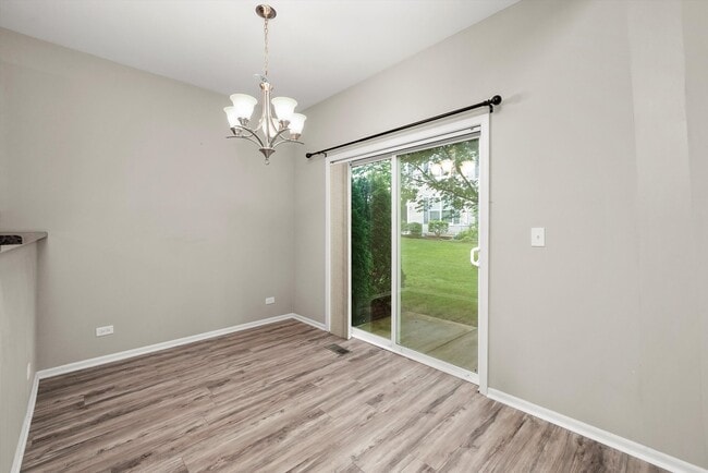 Photo - 485 S Jade Ln