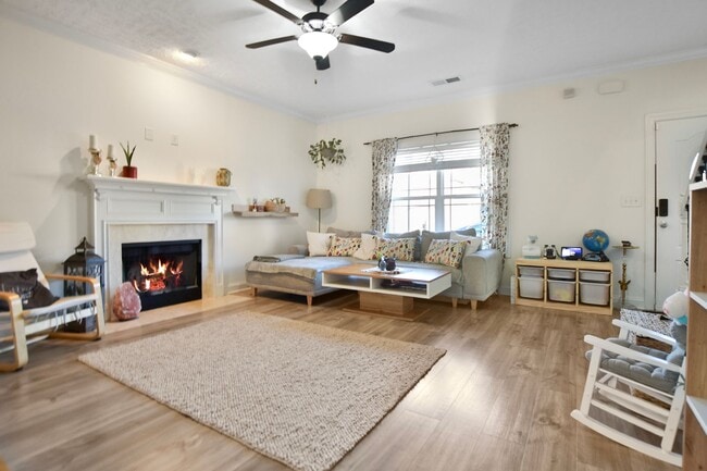 Photo - Pet Friendly Three Bedroom with Bonus!