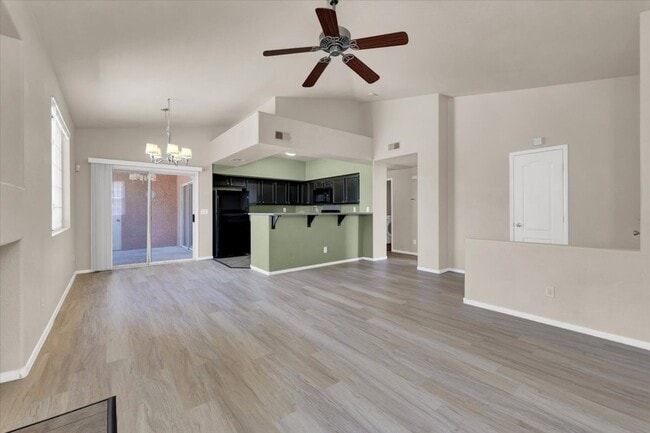 Photo - 7624 Pacific Hills Ave