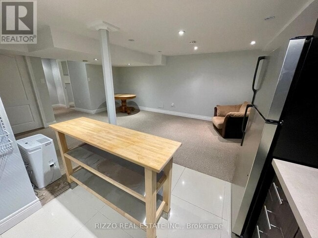 Photo - 455 Oak Park Ave