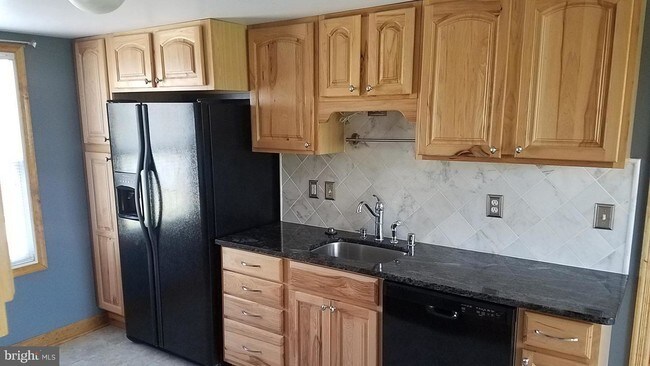 Photo - 3886 Scibilia Rd