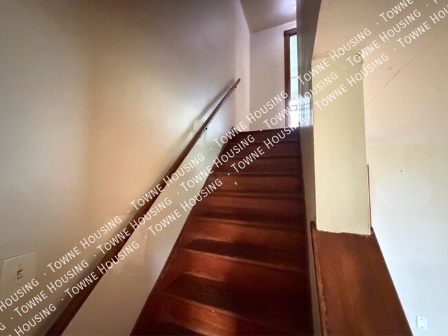 Photo - 160 Woodward Ave Unit Right