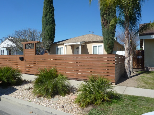 Photo - 17565 Bullock St