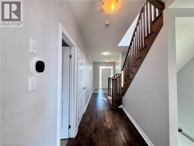 Photo - 154 Rosemount Dr