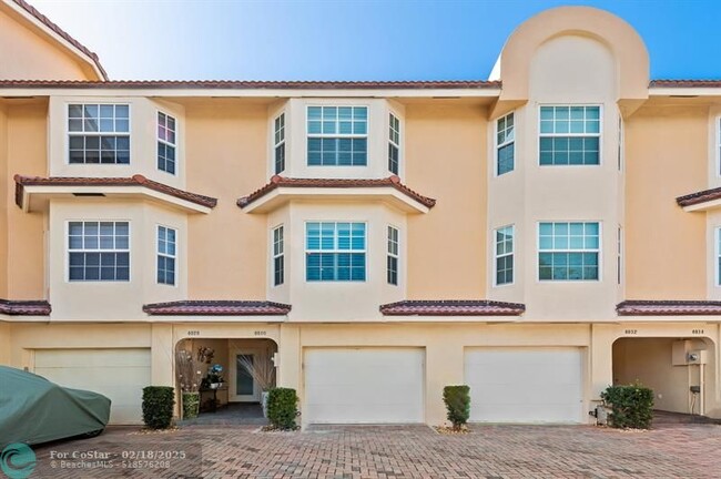 Photo - 4030 N Ocean Dr Townhome