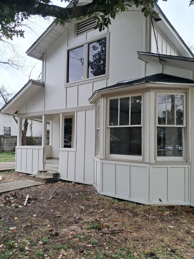 Photo - 2351 Dukes Ave