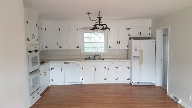 Photo - 356 Canterbury Rd