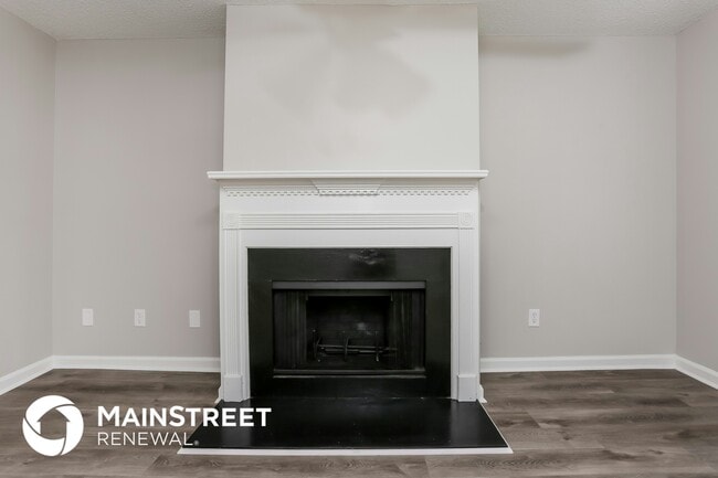 Photo - 3650 Emerald Point