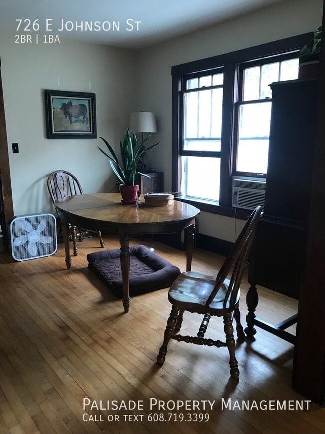 Photo - 726 E Johnson St