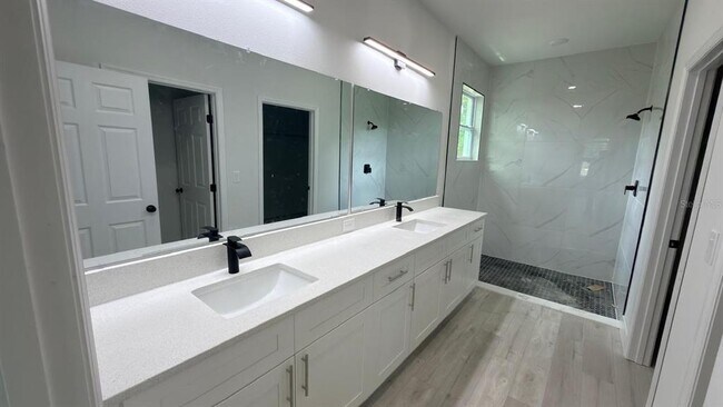 Photo - 2693 Jeannin Dr