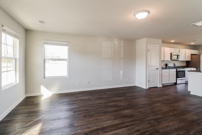 Photo - 132 Tondee Wy