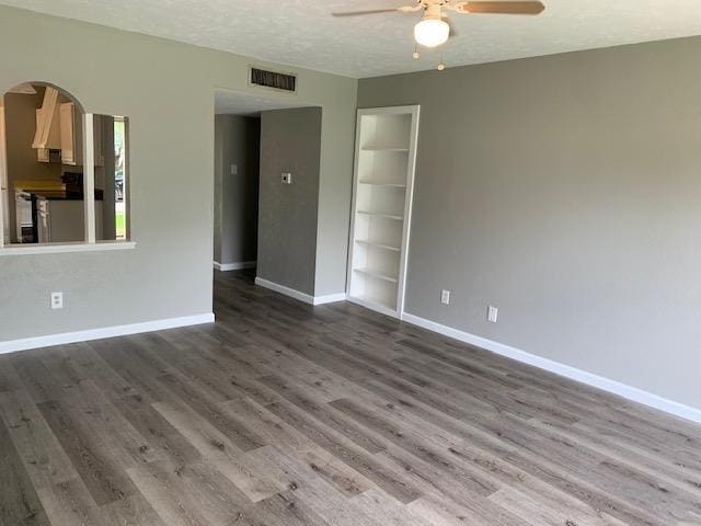 Building Photo - 5041 Amhurst Ln Rental