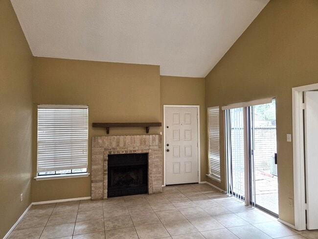 Photo - 2611 Grants Lake Blvd Unit 232