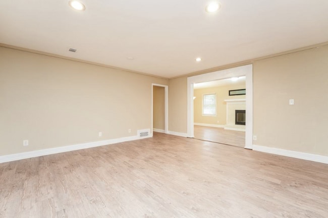 Photo - 3680 Citation Dr