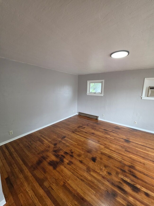149 Willard St
