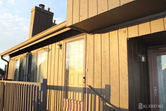 Photo - 224 Westgate Dr