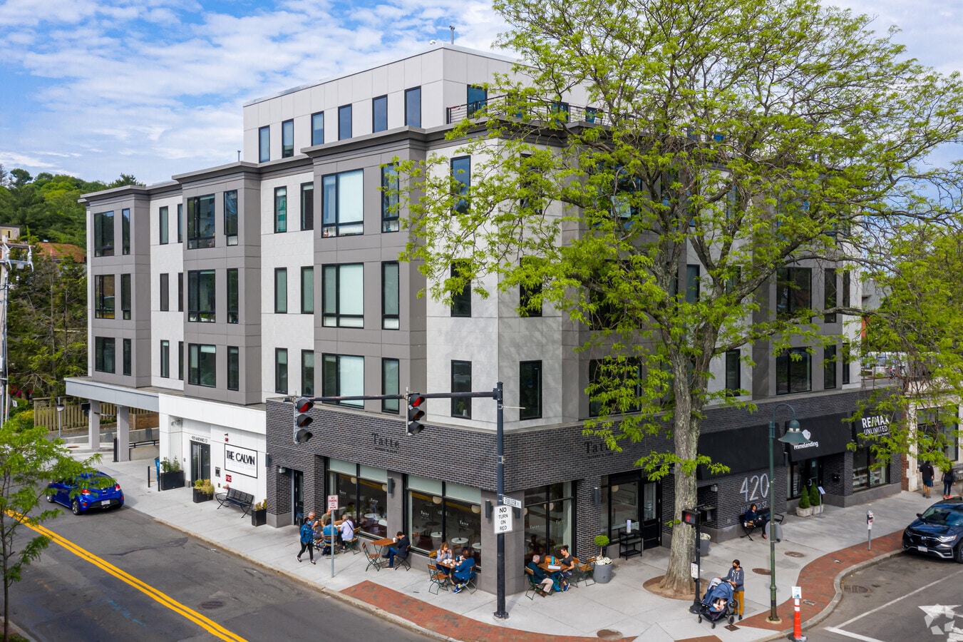 The Calvin at Coolidge Corner - The Calvin at Coolidge Corner Apartments
